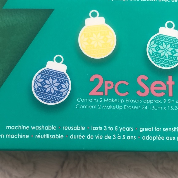 The Original MakeUp Eraser -2 piece set -NEW in box -great pink and green colors - Picture 11 of 16